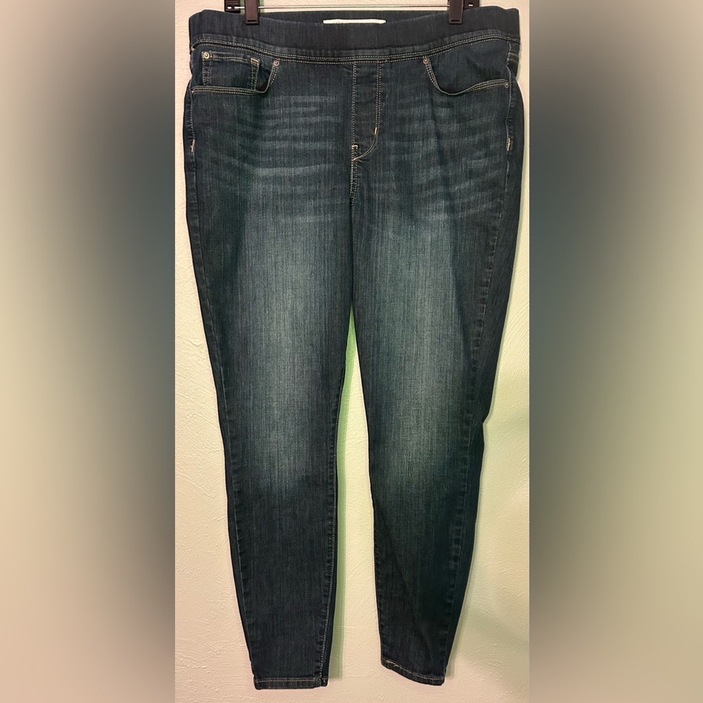 Signature by Levi Strauss Women's Skinny Jeans - Dark Blue